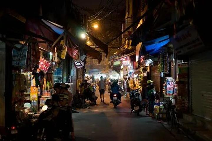 Hotspot Matrix: Biến 4 kiểu áo không thể thiếu thành cơ hội marketing đột phá